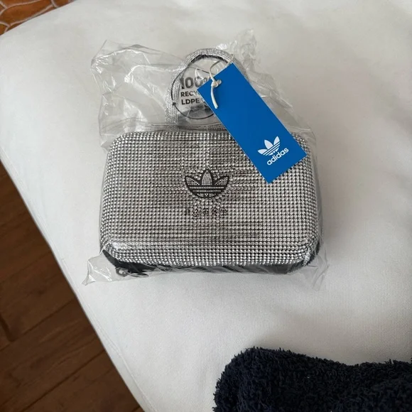 NWT Adidas Sparkling Rhinestone Clutch - Silver and Black - Picture 7 of 7
